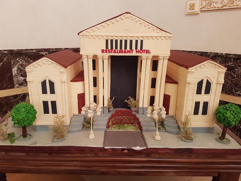 Armenian Royal Palace Erivan Exterior foto
